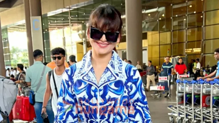 Wow: Urvashi Rautela's latest blue co-ord Dolce Gabbana outfit costs a whopping 1.5 crores, netizens in absolute awe of her sensational airport swag